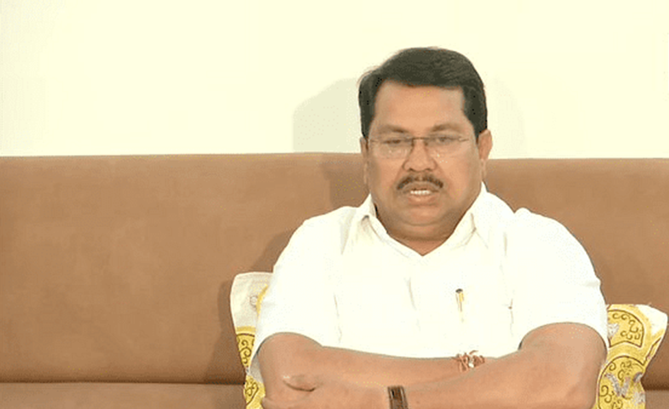 vijay-wadettiwar-vishwas-nangare-patil-rss-event.jpg Congress MLA Vijay Wadettiwar speaks on Vishwas Nangare Patil's reported RSS event appearance