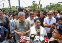 Mamata Banerjee Eyes Lok Sabha Return Amid Growing Turmoil Within TMC Parliamentary Ranks Mamata Banerjee during a public event amid discussions over a possible Lok Sabha return