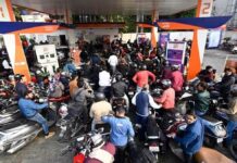 BPCL Says No Fuel Shortage in India, Urges Public Not to Panic