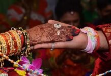 Maharashtra May Make Birth Dates Mandatory on Wedding Cards to Crack Down on Child Marriage Wedding invitation card with bride and groom birth date proposal in Maharashtra