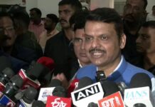 Fadnavis Announces Major Boost to Uran Route: 10 New Local Train Services Approved for Mumbaikars