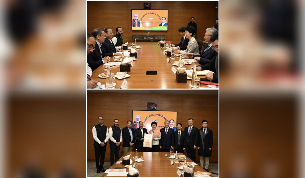 G-g09IPboAAWWwm_imresizer