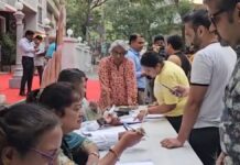 Polling Briefly Halted at Balmohan Vidyamandir After EVM Glitch, Machine Replaced