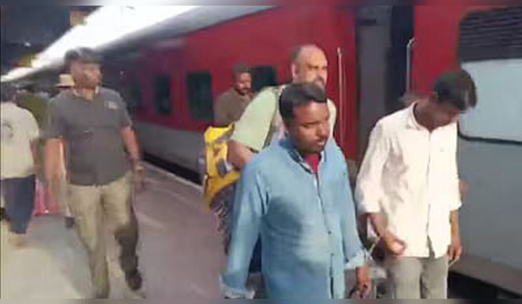 NW18-8-2026-02-fcbfe..._imresizer Delhi Police Special Cell terror module Tamil Nadu Tiruppur arrests 2026