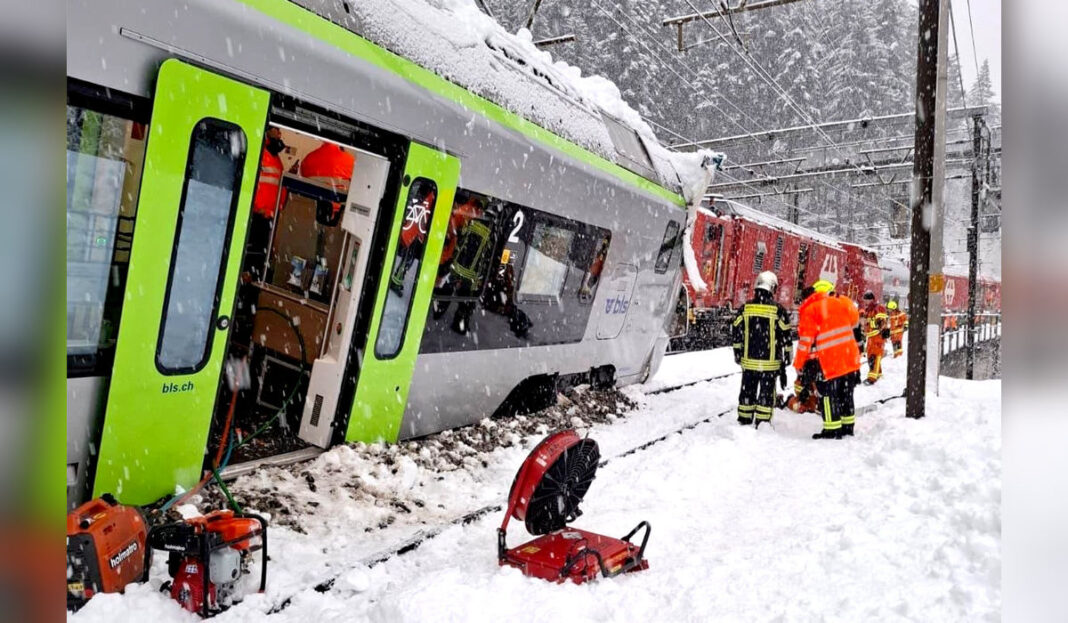 Avalanche Derails Swiss Train Avalanche Derails Swiss Train