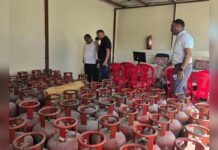 Commercial LPG Cylinder Prices Hiked Across India, Delhi Rate Jumps to ₹3,071.50 Commercial LPG cylinder price hike in India affecting restaurants and businesses