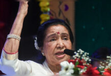 Asha Bhosle Passes Away: Nation Mourns as Son Anand Bhosle Confirms Demise Asha Bhosle passes away in Mumbai as son Anand Bhosle confirms news
