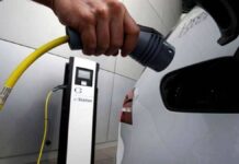 Mumbai Sees 23% Jump in EV Registrations, Outpaces Maharashtra in Shift to Electric Mobility Mumbai EV Registrations Jump 23% in 2025-26, Faster Than Maharashtra Average