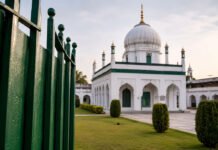Over 31,000 Waqf Property Entries Removed in Uttar Pradesh After Major Verification Drive Uncovers Irregularities Verification drive underway for Waqf properties in Uttar Pradesh after thousands of registrations were cancelled from the Umeed portal