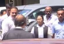 Bar Council Seeks Details on Mamata Banerjee’s Advocate Status After Calcutta High Court Appearance The Bar Council of India has sought clarification over Mamata Banerjee’s advocate status after her appearance at Calcutta High Court.
