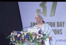 “India Cannot Afford Fear-Mongering’: Nirmala Sitharaman Slams ‘Pessimistic Narrative’ on Economy Finance Minister Nirmala Sitharaman speaks on India’s economy and fuel tax cuts in Mumbai