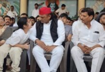 Akhilesh Yadav Bids Emotional Farewell to Brother Prateek Yadav at Lucknow Cremation Akhilesh Yadav during the cremation ceremony of Prateek Yadav in Lucknow