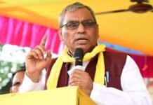 Om Prakash Rajbhar Predicts Major Split in Samajwadi Party, Sparks Massive Political Row Om Prakash Rajbhar makes explosive claims about Samajwadi Party and BJP