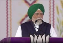 PM Modi Labels AAP a ‘Kattar Beimaan Party’, Alleges Corruption, Lawlessness and Governance Failure in Punjab Prime Minister Narendra Modi addresses a rally in Punjab and calls AAP a Kattar Beimaan Party.