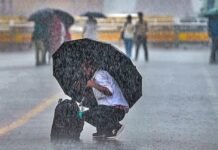 Delhi Rains Trigger Flooding, Traffic Chaos and Building Collapse; IMD Issues Red Alert Heavy overnight rain caused flooding and traffic disruption across Delhi after the IMD issued a Red Alert.