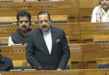CJP Protest Update: Centre Renews Talks Offer as Jitendra Singh Says Government Ready for Dialogue; Protesters Stand Firm on Pradhan’s Resignation Union Minister Jitendra Singh says the Centre is ready for talks as the CJP protest over the NEET paper leak continues.
