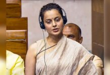 Kangana Ranaut Slams CJP Protest, Calls Viral Demonstration Videos ‘Puke-Inducing’; Targets Opposition Over Exam Reform Bill BJP MP Kangana Ranaut reacts to Delhi Police action during the CJP protest near Parliament.