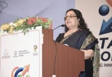 Maharashtra Looks Beyond Startup Numbers, Pushes Innovation Across Districts and Campuses Manisha Verma addressing Startup Frontier 1.0 at a podium in Maharashtra