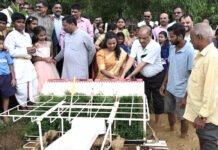 Sindhudurg Revives ‘School on the Farm Bund’ Initiative to Connect Students with Agriculture Students and officials observing a modern agricultural machine during the School on the Farm Bund programme in Sindhudurg.