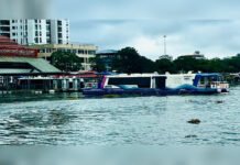 From Kochi to Mumbai: ₹6,066-Crore Water Metro Faces a Much Tougher Test Across MMR Kochi Water Metro electric vessel operating near its urban terminal in Kochi