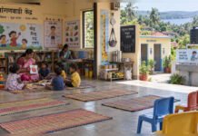 All 1,539 Anganwadis in Sindhudurg Have Drinking Water and Toilet Facilities Children attending a well-equipped Anganwadi centre in Sindhudurg with drinking water, toilets and several empty learning mats indicating low enrolment.