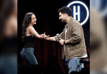 Why the J&K Peace Forum Objected to Samay Raina and Sharon Verma’s Kashmir-Bihar Jokes Samay Raina and Sharon Verma interacting on stage during India’s Got Latent.